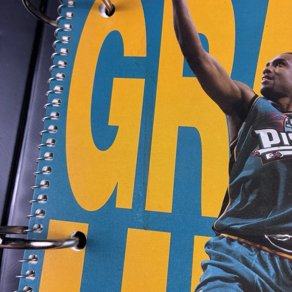 Grant Hill Starline 1998 Detroit Pistons‎ Binder Notebook 2 Folders NBA Vintage